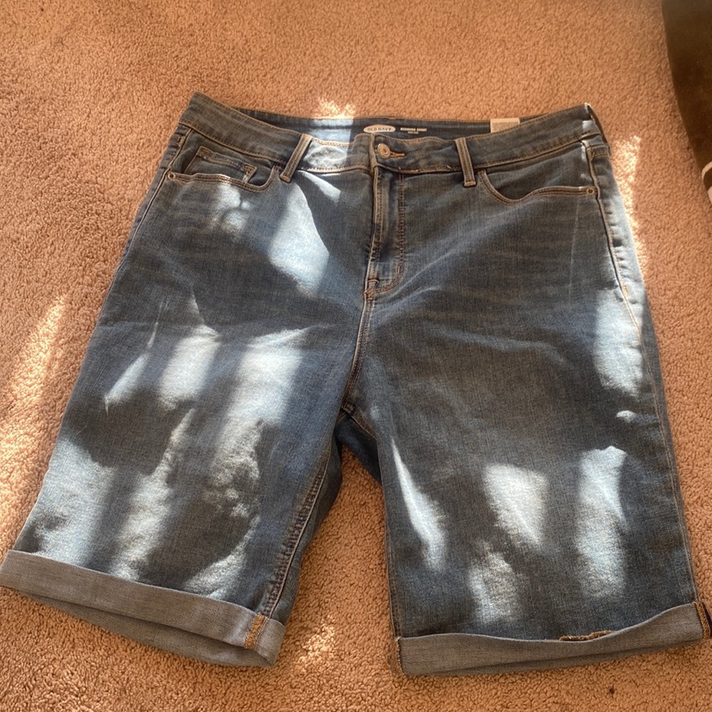 Old navy Bermuda shirts size 14